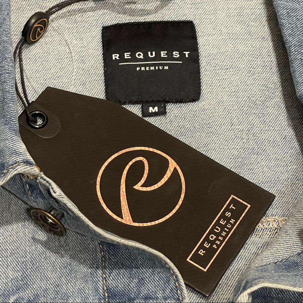 Request Distressed Denim Jacket Size Medium New - Picture 3 of 4